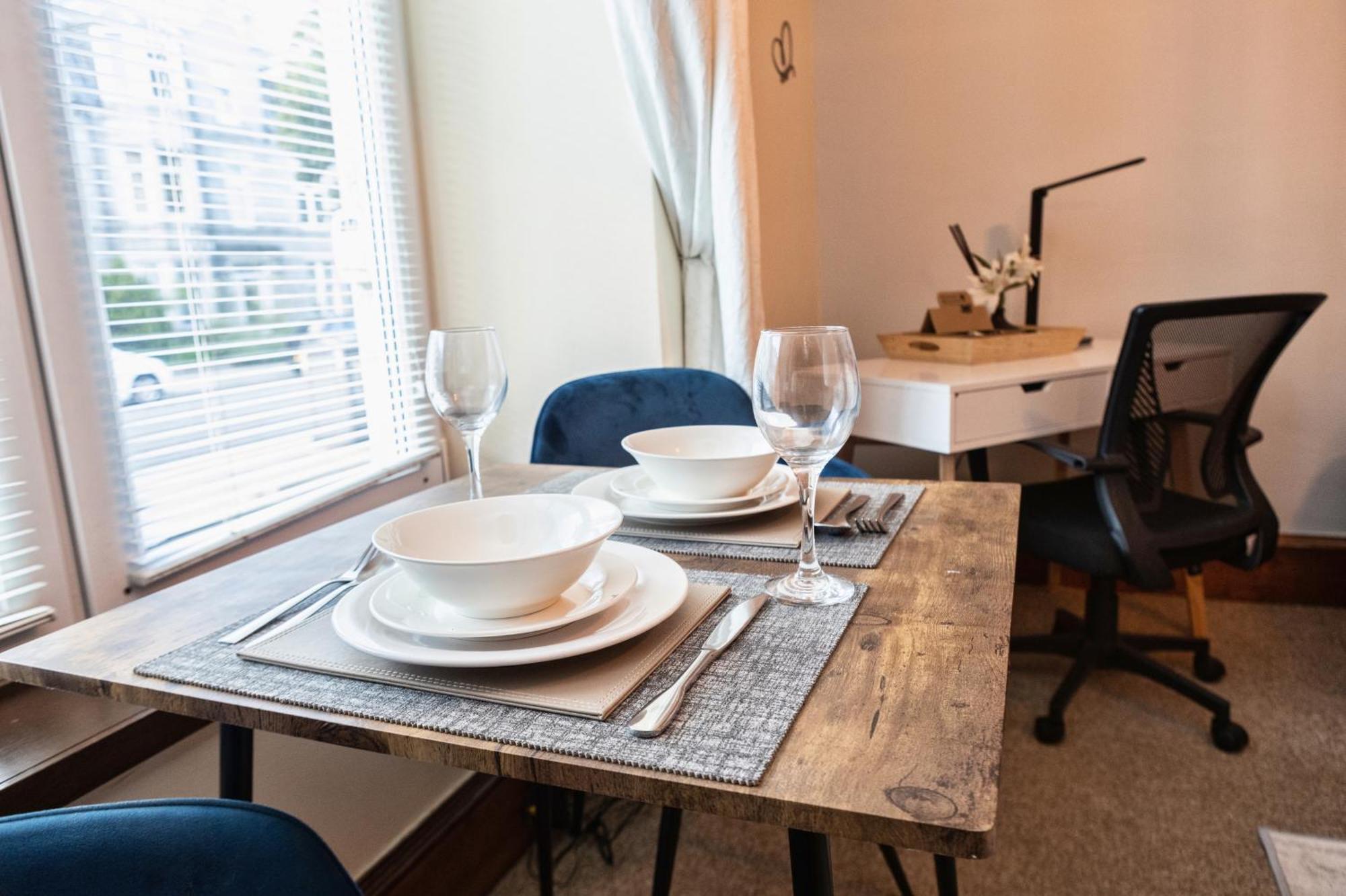 Summit Apartment - Cozy Aberdeen West End Flat Prime Location - Perfect For Short Or Long Stay - 1 Bedroom מראה חיצוני תמונה